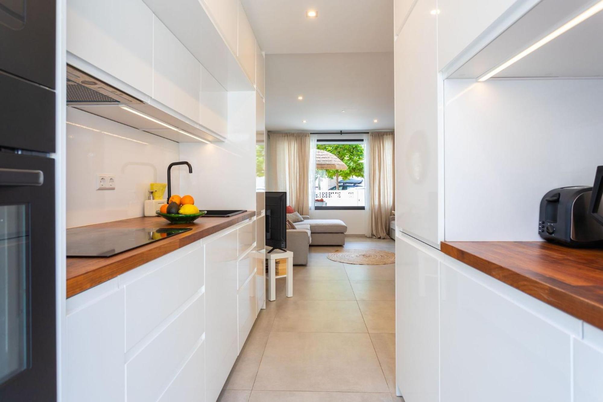 La Cala Beach Home - Beachfront Few Steps Away From Sandy Beach La Cala De Mijas Exterior photo